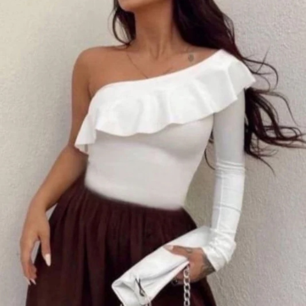 Do+Be White‎ Ruffle One Shoulder Long Sleeve Sweater Knit Top Womens Medium